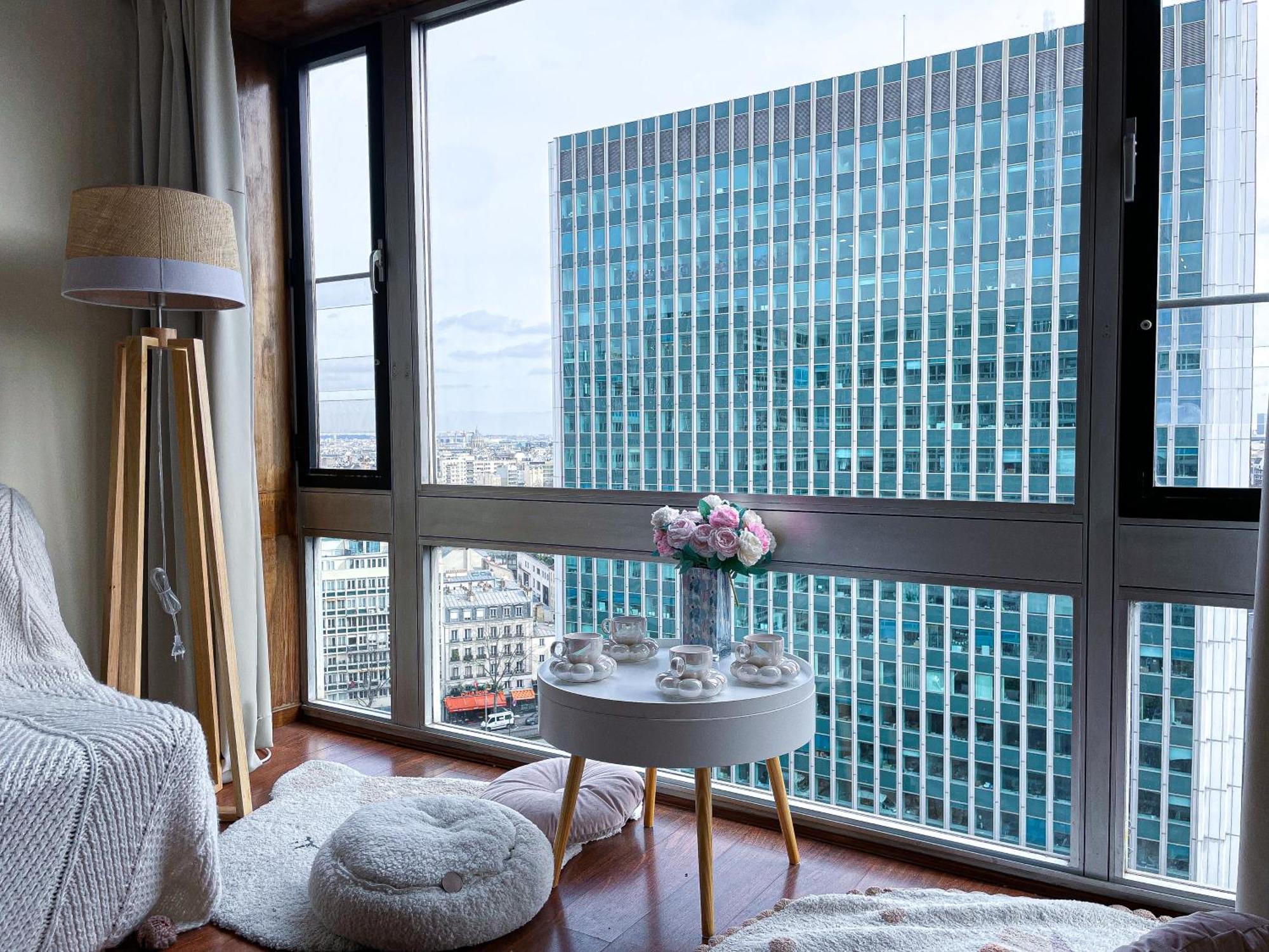 Sur Les Hauteurs De Montparnasse París Exterior foto